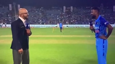 Hardik Pandya (L) (Twitter) Hardik Pandya (L) (Twitter)