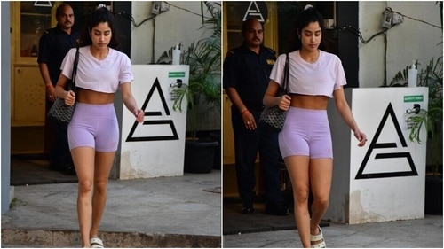 Janhvi stepped out of her gym in style. (HT Photos/Varinder Chawla)
