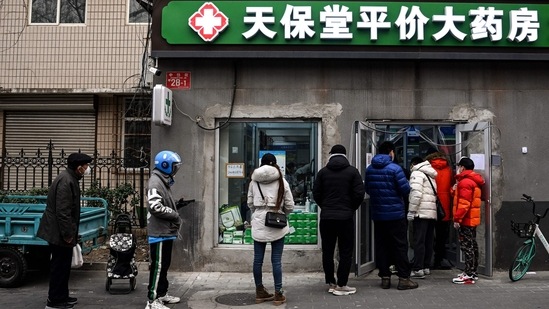 Covid In China: People queueing to buy medicine amid the Covid-19 pandemic in Beijing,(AFP)