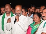 Telangana BJP chief Bandi Sanjay addressing the protesters. (BJP/ Twitter) Telangana BJP chief Bandi Sanjay addressing the protesters. (BJP/ Twitter)