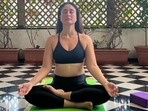 Kareena Kapoor's coach shares 5 yoga poses to straighten up drooping shoulders. (Instagram) Kareena Kapoor's coach shares 5 yoga poses to straighten up drooping shoulders. (Instagram)