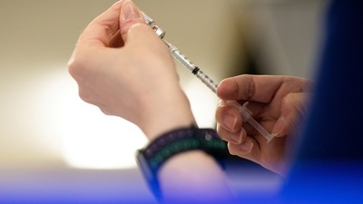 The pandemic pushed already-existing staffing shortages to crisis levels, forcing hospitals to bring in temporary workers whose wages could swell to hundreds of dollars an hour. (REUTERS)