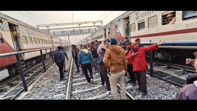 Kasganj railway station where man was charred to death. (HT Photo) Kasganj railway station where man was charred to death. (HT Photo)
