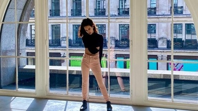 In September 2021, Isabelle Kaif posted pictures from her London visit. She wrote in the caption, "Gallery hopping." In September 2021, Isabelle Kaif posted pictures from her London visit. She wrote in the caption, "Gallery hopping."
