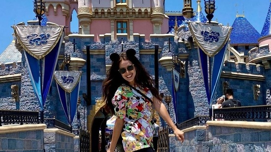In June 2021, Isabelle Kaif visited Disneyland in the US, and documented it all on Instagram. 