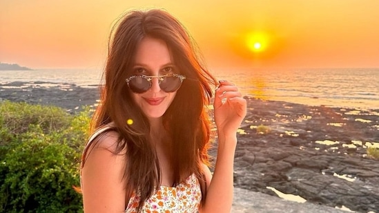 Isabelle Kaif shared a series of photos of herself from New Year's Day, where she posed near a beach. She wrote in the caption, “Happy day one.” 