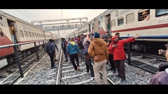 Kasganj railway station where man was charred to death. (HT Photo)