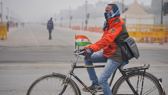 "Dense fog in isolated pockets is very likely over North Madhya Pradesh, Bihar, Assam &amp;Meghalaya and Nagaland Manipur, Mizoram and Tripura during 1 st half of the week; over Jammu &amp; Kashmir, Himachal Pradesh, Uttarakhand, Sub Himalayan West Bengal &amp; Sikkim during the next 24 hours," as per the IMD.&nbsp;(PTI)