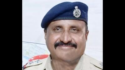Bhosale left for home after duty around 7 pm, senior police inspector Budhwant Sawant said. “We came to know about the incident around 12.10 am and immediately informed his son, Ajinkya.” The GRP has registered an accidental death report. (HT PHOTO)