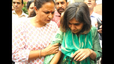 During the resumed hearing in the 2015 Sippy Sidhu murder, prime accused Kalyani on Saturday sought the list of documents, electronic data and articles not relied upon by the Central Bureau of Investigation (CBI) during the course of investigation. (HT Photo)