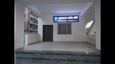 Sukhsagarnagar police chowki at Bibwewadi is currently non-operational due to insufficient staff members, despite the chowki’s inauguration last August. (HT PHOTO) Sukhsagarnagar police chowki at Bibwewadi is currently non-operational due to insufficient staff members, despite the chowki’s inauguration last August. (HT PHOTO)