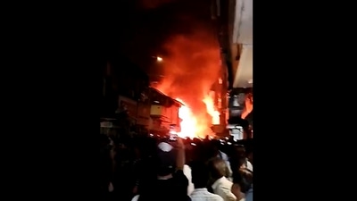 The fire was reportedly caught at 8:15 pm and the cause has not been ascertained so far. (HT) The fire was reportedly caught at 8:15 pm and the cause has not been ascertained so far. (HT)