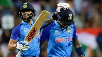 Virat Kohli (L) with Suryakumar Yadav (File) Virat Kohli (L) with Suryakumar Yadav (File)