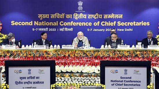 New Delhi, Jan 07 (ANI): Prime Minister Narendra Modi during the Second National Conference of Chief Secretaries, in New Delhi on Saturday. Union Cabinet Secretary Rajiv Gauba, Principal Secretary to Prime Minister PK Mishra and others also present.(ANI Photo)(Narendra Modi Twitter)