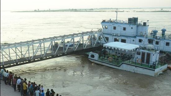 MV Gangavihar docked at Gandhi Ghat in Patna. (HT photo)