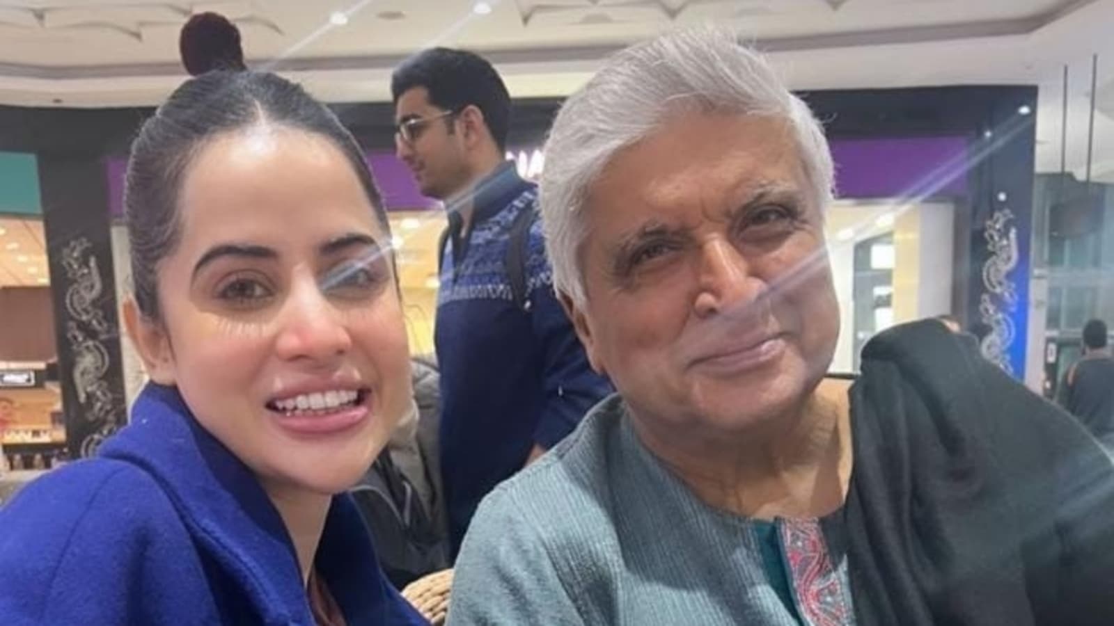 Javed Akhtar poses with Uorfi Javed; she calls him legend and jokes 'finally met my grandfather': I am in awe