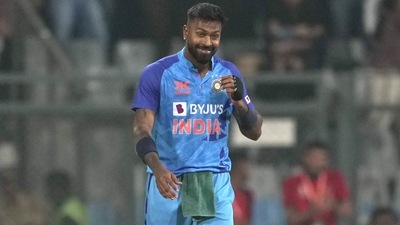 Hardik Pandya (PTI) Hardik Pandya (PTI)