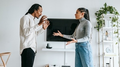 Things that can hurt you when dating: Therapist shares tips (pexels) Things that can hurt you when dating: Therapist shares tips (pexels)