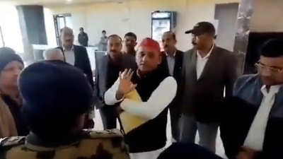 Samajwadi Party chief Akhilesh Yadav at UP Police headquarters.