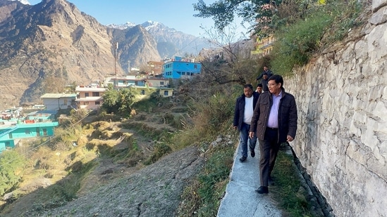 Officials conduct a ground inspection of the landslide-affected areas in Joshimath. (ANI Photo)