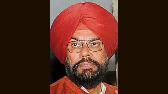 In the current financial year, 883 ponds have been renovated by the department through Seechewal and Thapar models, and renovation of old water ponds has also been carried out through the MGNREGA scheme under the ‘Mission Sanjha Jal Talab’ project, said Punjab rural development and panchayat minister Kuldeep Dhaliwal. (HT File Photo)