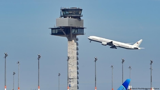 Air travel to and from Germany is still much reduced. (Patrick Pleul/dpa/picture-alliance)