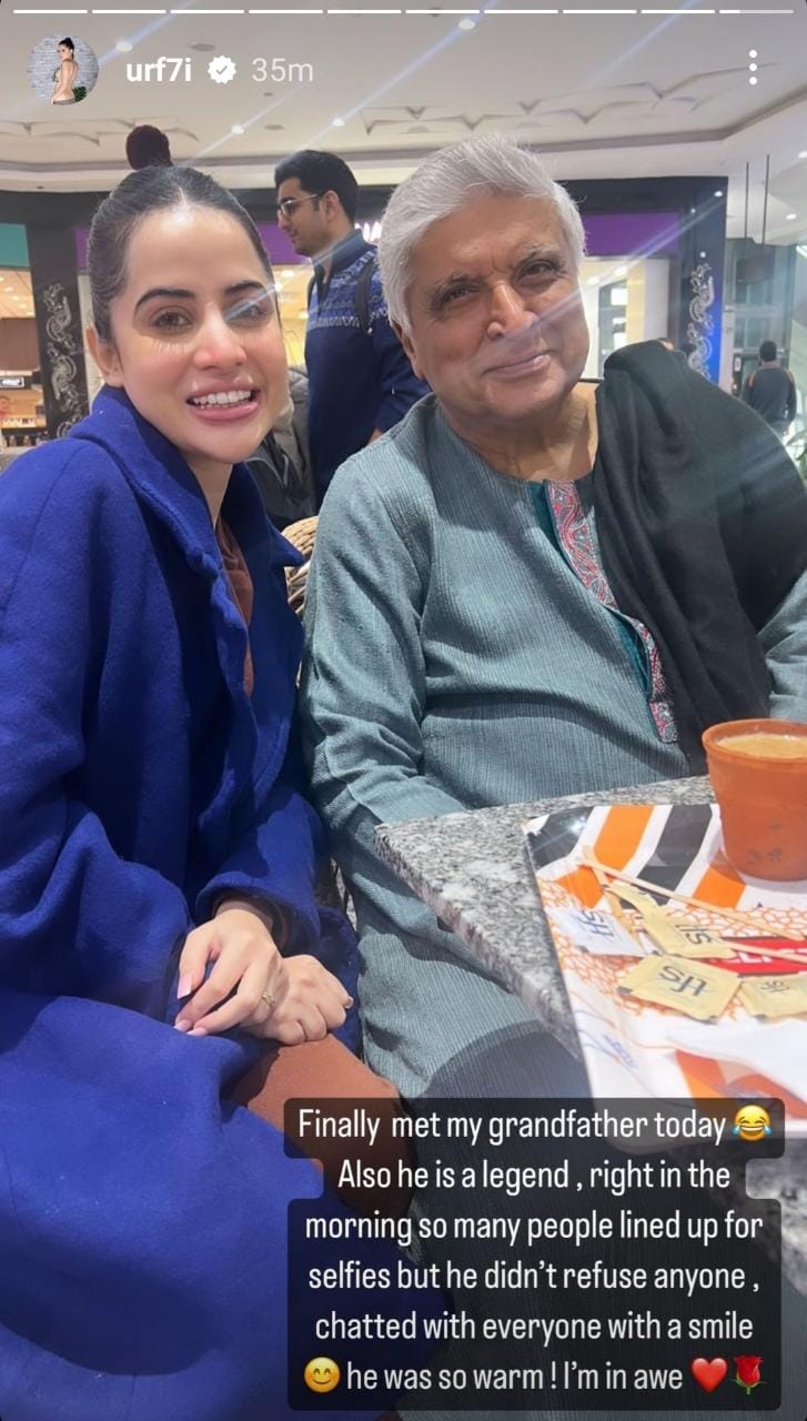 Uorfi Javed with Javed Akhtar in a new photo.