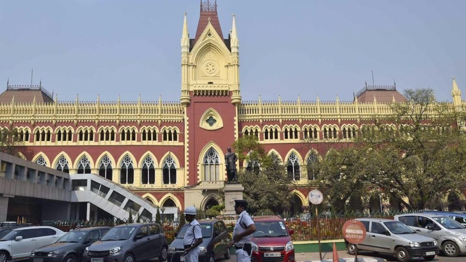 Ruckus in Bengal: Lawyers stage protest against high court judge