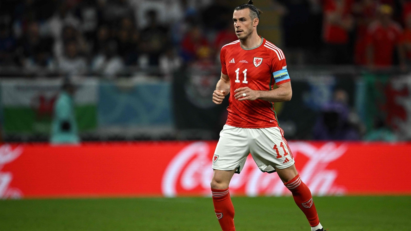 Gareth Bale announces retirement from club and international
