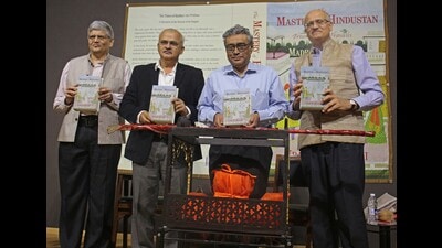 (From left) Amit Paranjape, Uday Kulkarni, Swapan Dasgupta and Vijay Gokhale at the book launch in Pune on Sunday. (RAVINDRA JOSHI/ HT PHOTO) (From left) Amit Paranjape, Uday Kulkarni, Swapan Dasgupta and Vijay Gokhale at the book launch in Pune on Sunday. (RAVINDRA JOSHI/ HT PHOTO)