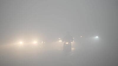 The fog reduced visibility to 25 metres at Safdarjung. (HT PHOTO) The fog reduced visibility to 25 metres at Safdarjung. (HT PHOTO)