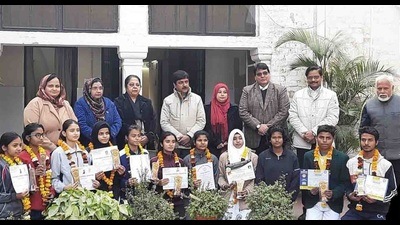 Medal winners of AMU schools were felicitated at a function organised for them (HT Photo) Medal winners of AMU schools were felicitated at a function organised for them (HT Photo)