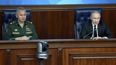 Russia-Ukraine War: Russian President Vladimir Putin and Russian Defense Minister Sergei Shoigu, speak. (AP)
