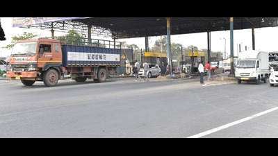 The forum of the Small-Scale Industries from Pimpri-Chinchwad has written a letter to Chief Minister Eknath Shinde requesting not to start toll collection at Moshi considering entrepreneurs’ interests (HT PHOTO) The forum of the Small-Scale Industries from Pimpri-Chinchwad has written a letter to Chief Minister Eknath Shinde requesting not to start toll collection at Moshi considering entrepreneurs’ interests (HT PHOTO)
