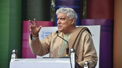 Javed Akhtar has talked about Pathaan controversy. (PTI) Javed Akhtar has talked about Pathaan controversy. (PTI)