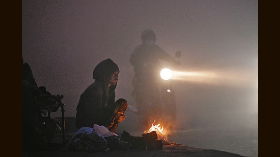 Heavy smog in New Delhi, January 9, 2023 (Sanchit Khanna/Hindustan Times)