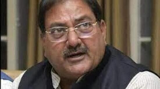 Indian National Lok Dal (INLD) leader Abhay Chautala (in pic) on Tuesday criticised Haryana chief minister Manohar Lal Khattar for supporting minister Sandeep Singh, who is facing sexual harassment charges by a woman athletics coach. (HT file photo)