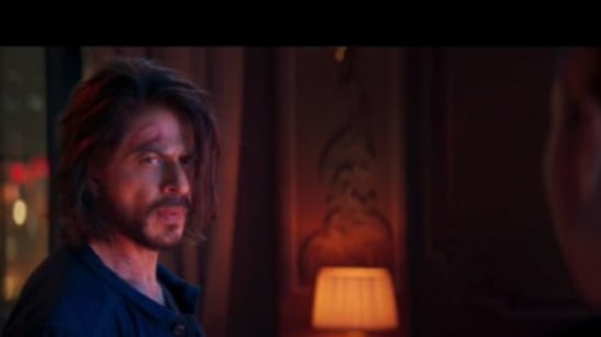 A scene from Pathaan trailer featuring Shah Rukh Khan.(Twitter/@iamsrk)