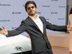 Shah Rukh Khan sang a DDLJ song at a Noida event. Shah Rukh Khan sang a DDLJ song at a Noida event.