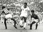 Pele playing for the New York Cosmos against Mohun Bagan(AIFF) Pele playing for the New York Cosmos against Mohun Bagan(AIFF)