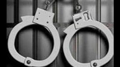 Inspector Sanjeev Kapoor, station house officer at Division Number 1 police station, Ludhiana, said the police received a tip-off that hookah was being served to the visitors at this restaurant following which a raid was conducted and the accused was arrested. (HT FILE PHOTO)