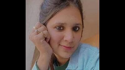 On September 5, 2022, Satpreet Singh Gandhi, 37, killed 32-year-old Harleen Kaur Satpreet Gandhi with a single stab wound to her upper chest using a kitchen knife in her flat on Victoria Road, Headingley. (HT PHOTO) On September 5, 2022, Satpreet Singh Gandhi, 37, killed 32-year-old Harleen Kaur Satpreet Gandhi with a single stab wound to her upper chest using a kitchen knife in her flat on Victoria Road, Headingley. (HT PHOTO)