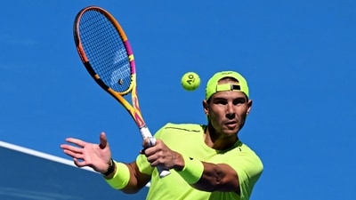 Spain's Rafael Nadal hits a return during a training session ahead of the Australian Open tennis tournament in Melbourne on January 7, 2023. (Photo by William WEST / AFP) / -- IMAGE RESTRICTED TO EDITORIAL USE - STRICTLY NO COMMERCIAL USE -- (AFP) Spain's Rafael Nadal hits a return during a training session ahead of the Australian Open tennis tournament in Melbourne on January 7, 2023. (Photo by William WEST / AFP) / -- IMAGE RESTRICTED TO EDITORIAL USE - STRICTLY NO COMMERCIAL USE -- (AFP)