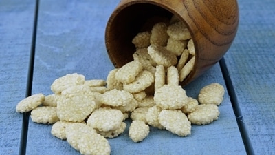 Rewri is a type of sweet made with jaggery and sesame seeds. (Unsplash) Rewri is a type of sweet made with jaggery and sesame seeds. (Unsplash)
