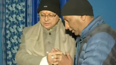 Joshimath crisis: Uttarakhand CM visits 'sinking' Joshimath to assess situation. (Twitter) Joshimath crisis: Uttarakhand CM visits 'sinking' Joshimath to assess situation. (Twitter)