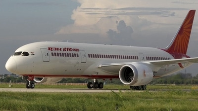 Shark Tank’s Anupam Mittal has taken a fresh swipe at Air India over their handling of the ‘Pee-gate’ case. (HT Archive) Shark Tank’s Anupam Mittal has taken a fresh swipe at Air India over their handling of the ‘Pee-gate’ case. (HT Archive)