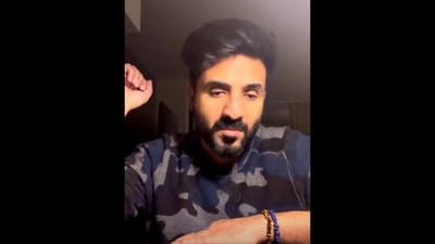 Comedian Vir Das ranting about what he received after ordering two bananas for his post-workout meal in the United States. (Instagram/@virdas) Comedian Vir Das ranting about what he received after ordering two bananas for his post-workout meal in the United States. (Instagram/@virdas)