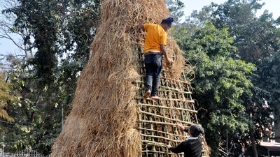 Meanwhile, the men erect makeshift huts known as 'Bhelaghar' in the fields using thatch, leaves and bamboo. (File Photo) Meanwhile, the men erect makeshift huts known as 'Bhelaghar' in the fields using thatch, leaves and bamboo. (File Photo)