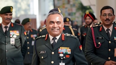 Chief of the Army Staff, General Manoj Pande arrives to address an annual press conference, at Manekshaw Centre, in New Delhi on Thursday. (Ayush Chopra) Chief of the Army Staff, General Manoj Pande arrives to address an annual press conference, at Manekshaw Centre, in New Delhi on Thursday. (Ayush Chopra)