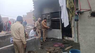 Panipat superintendent of police (SP) Sashank Kumar Sawan said preliminary investigation reveals that the incident took place due to the LPG cylinder leak and when a member of the family tried to light the burner of the stove, it triggered a blast. He said the incident took place at 6.30 am. (HT Photo)